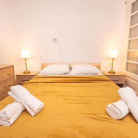 Apartment The Walter Salon Unirii - 3 Spacious And Self Check-in *