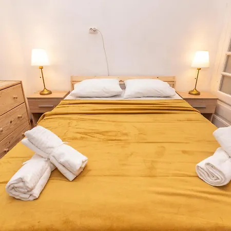 The Walter Salon Unirii - 3 Spacious And Self Check-in Apartment *