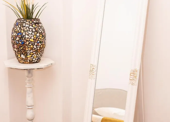 The Walter Salon Unirii - 3 Spacious And Self Check-in * 布加勒斯特