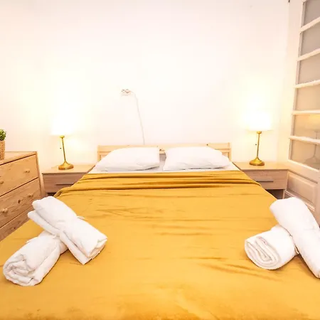 The Walter Salon Unirii - 3 Spacious And Self Check-in Appartement *