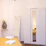 Apartamento The Walter Salon Unirii - 3 Spacious And Self Check-in Bucareste